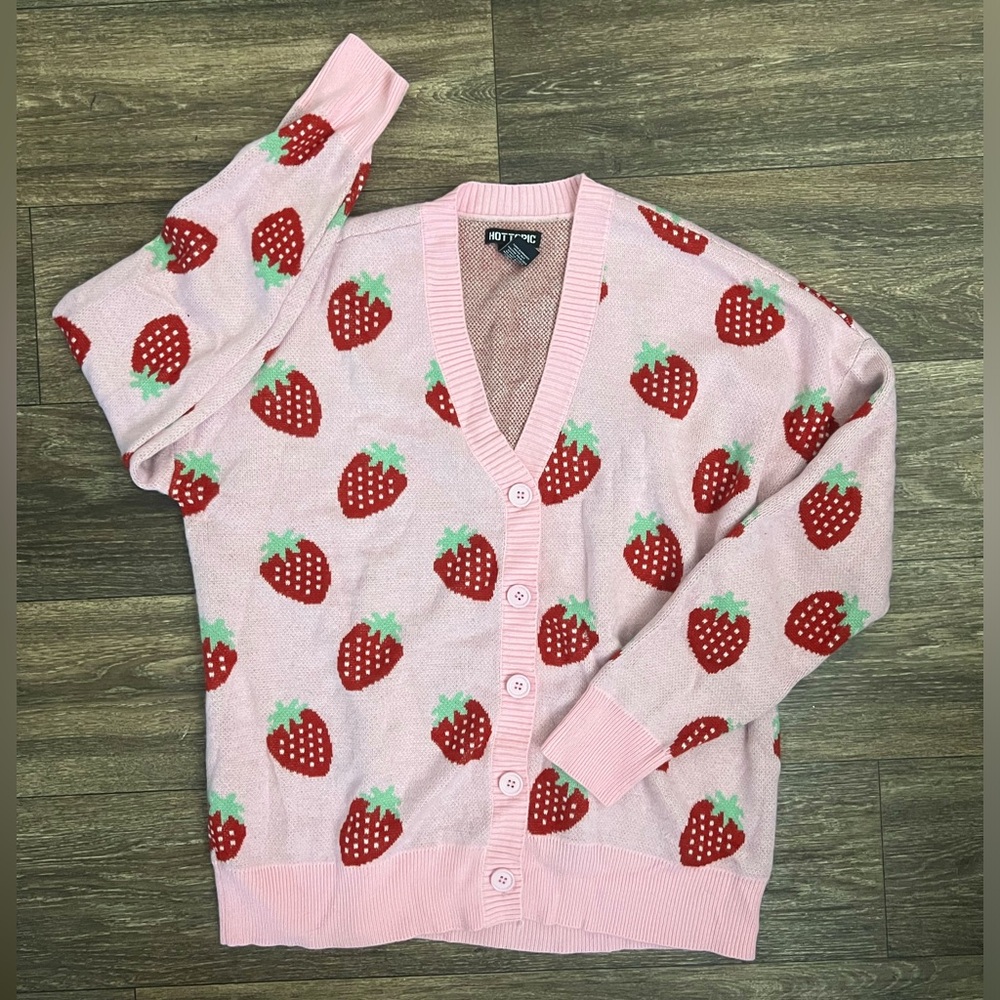 Strawberry Print Cardigan Medium